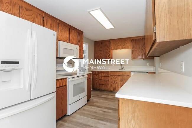 Building Photo - 3 Bedroom Pet-Friendly Home in Tacoma, WA with Main Street Renewal