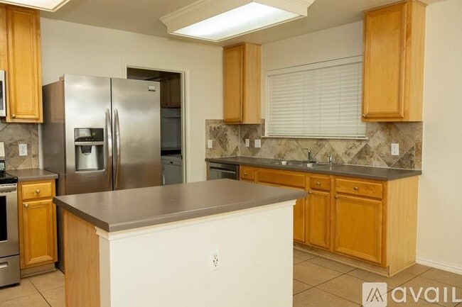 Building Photo - 1613 Apollo Cir