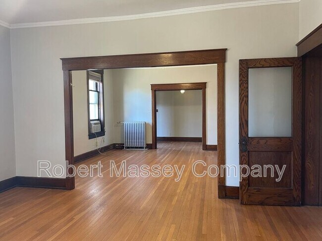 Building Photo - 2014 Cherokee Pkwy