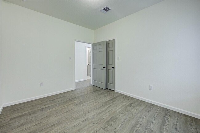 Building Photo - 319 N Carolina St
