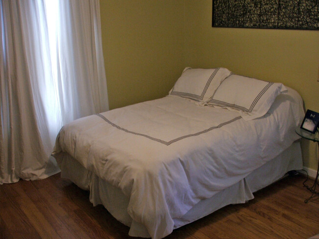 Building Photo - Cute 3 bedroom, 1 bath house in Homewood!