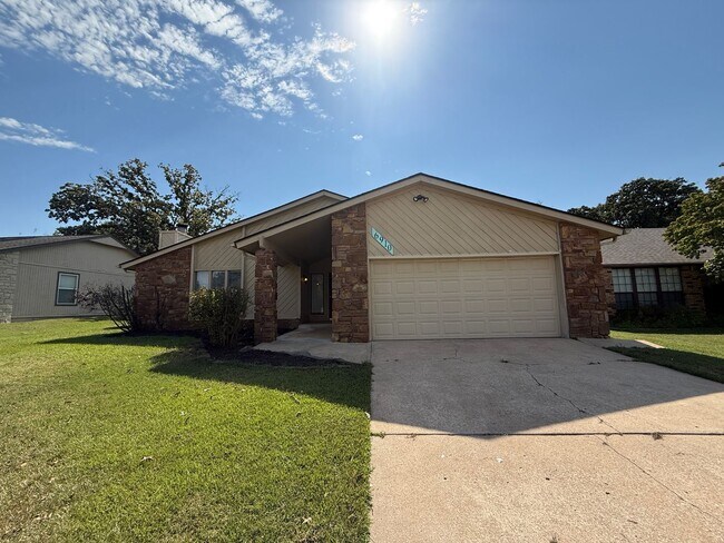 Building Photo - 3 Bedroom in Jenks School district!!
