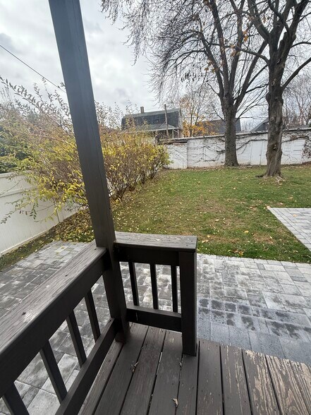 Building Photo - 63 Park Pl