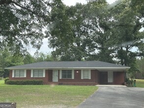 Building Photo - 17710 Excelsior Church Rd