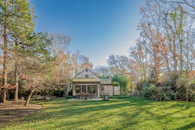 Building Photo - 93 Schellinger Rd