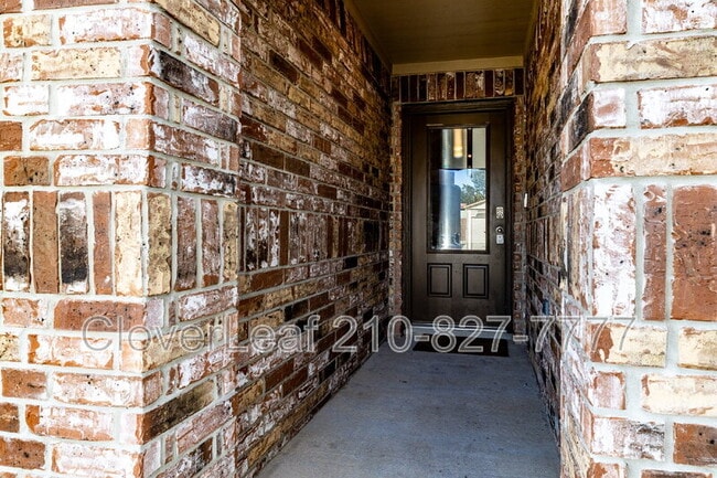 Building Photo - 22142 Pivot Point