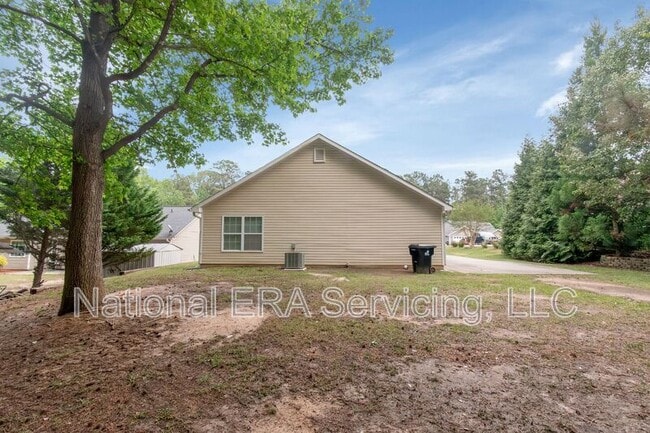 Building Photo - 121 Breckenridge Pointe