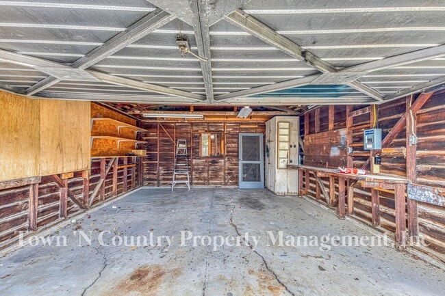Building Photo - Charming 2BR/1BA Home in South Salinas!