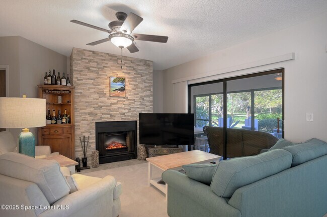 Building Photo - 272 Aquarina Blvd