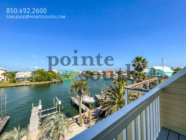 Building Photo - Waterfront 2BD/1.5BA with boat slip AND lift!