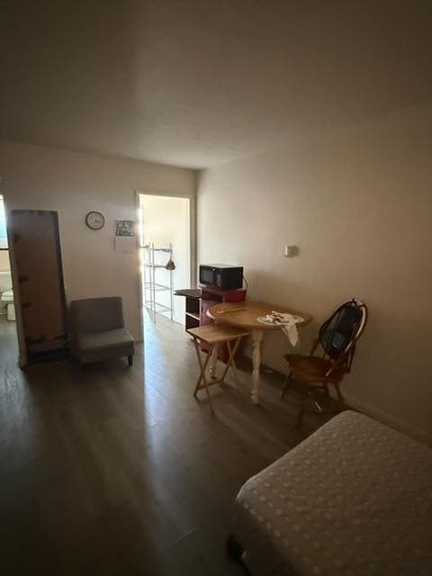 Building Photo - 1020 S Rock Island Ave