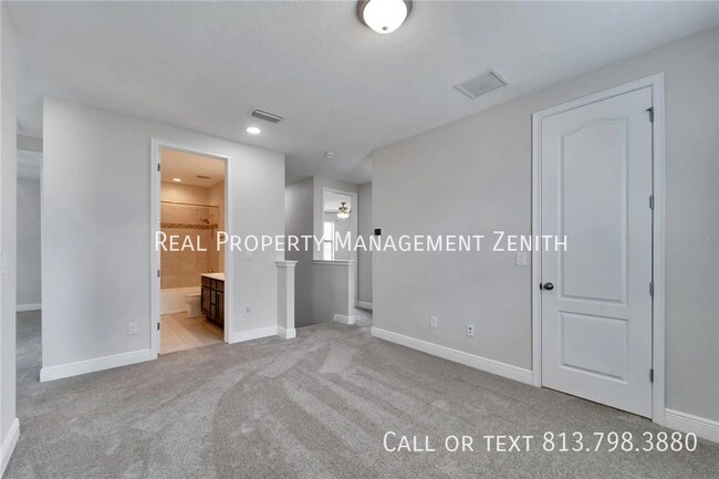 Building Photo - 12149 Creek Preserve Dr
