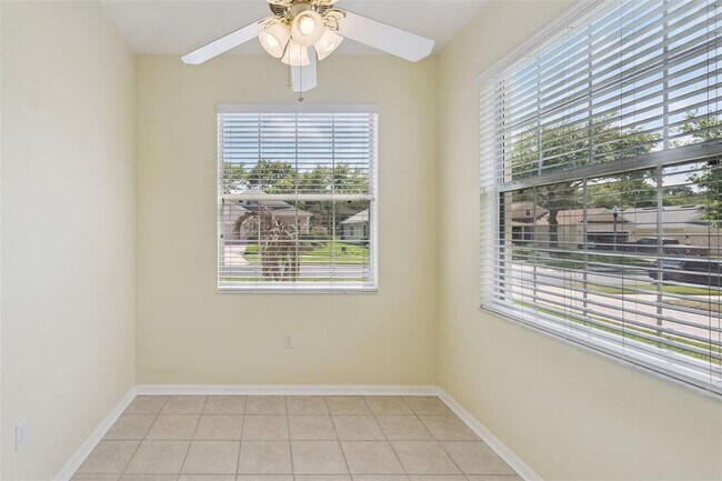 Building Photo - 771 Wolf Creek St