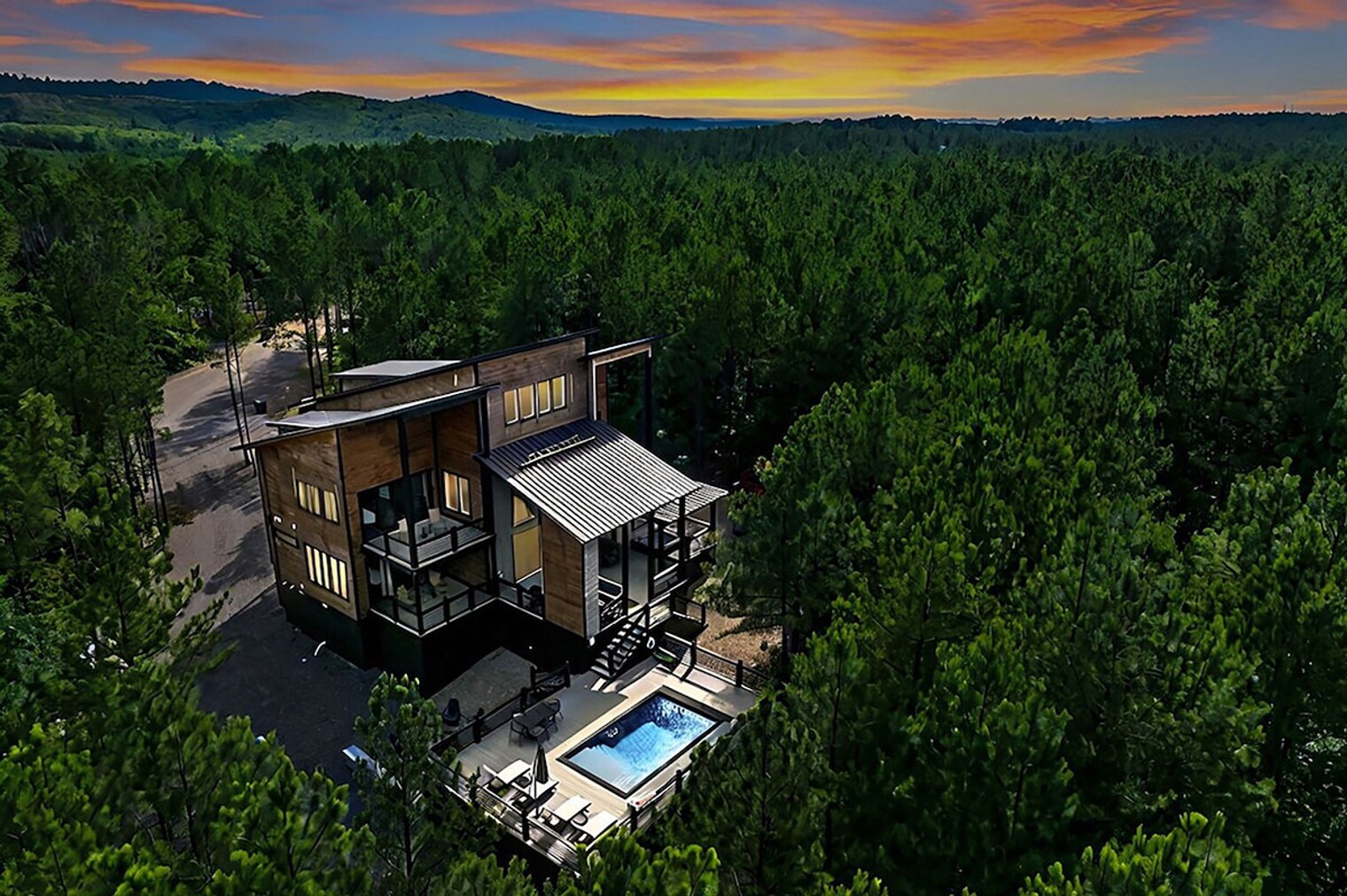 Building Photo - 474 Bear Pne Trl