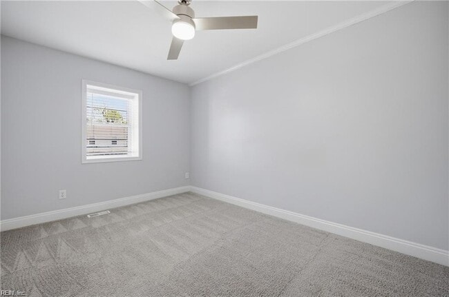 Building Photo - 712 White Hall Ln