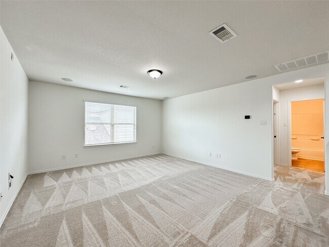 Building Photo - 25322 Alverstone Drive