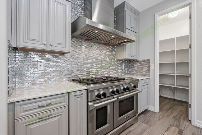 Building Photo - Stunning Gilbert Home in Morrison Ranch – Modern Living in a Prime Location!