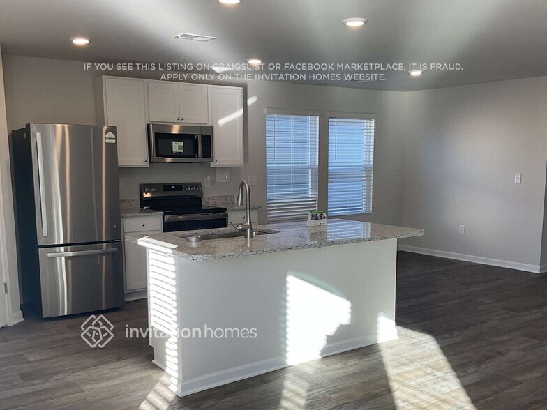 Building Photo - 246 Green Pasture Rd