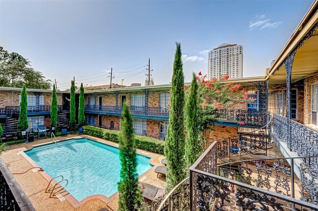 Building Photo - 2503 McCue Rd