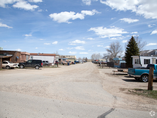 Building Photo - River Ranch Village Mobile Home Park