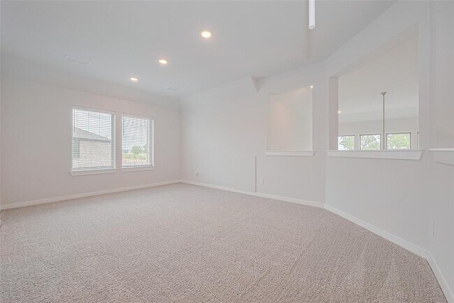 Building Photo - 307 Roselle Leaf Dr