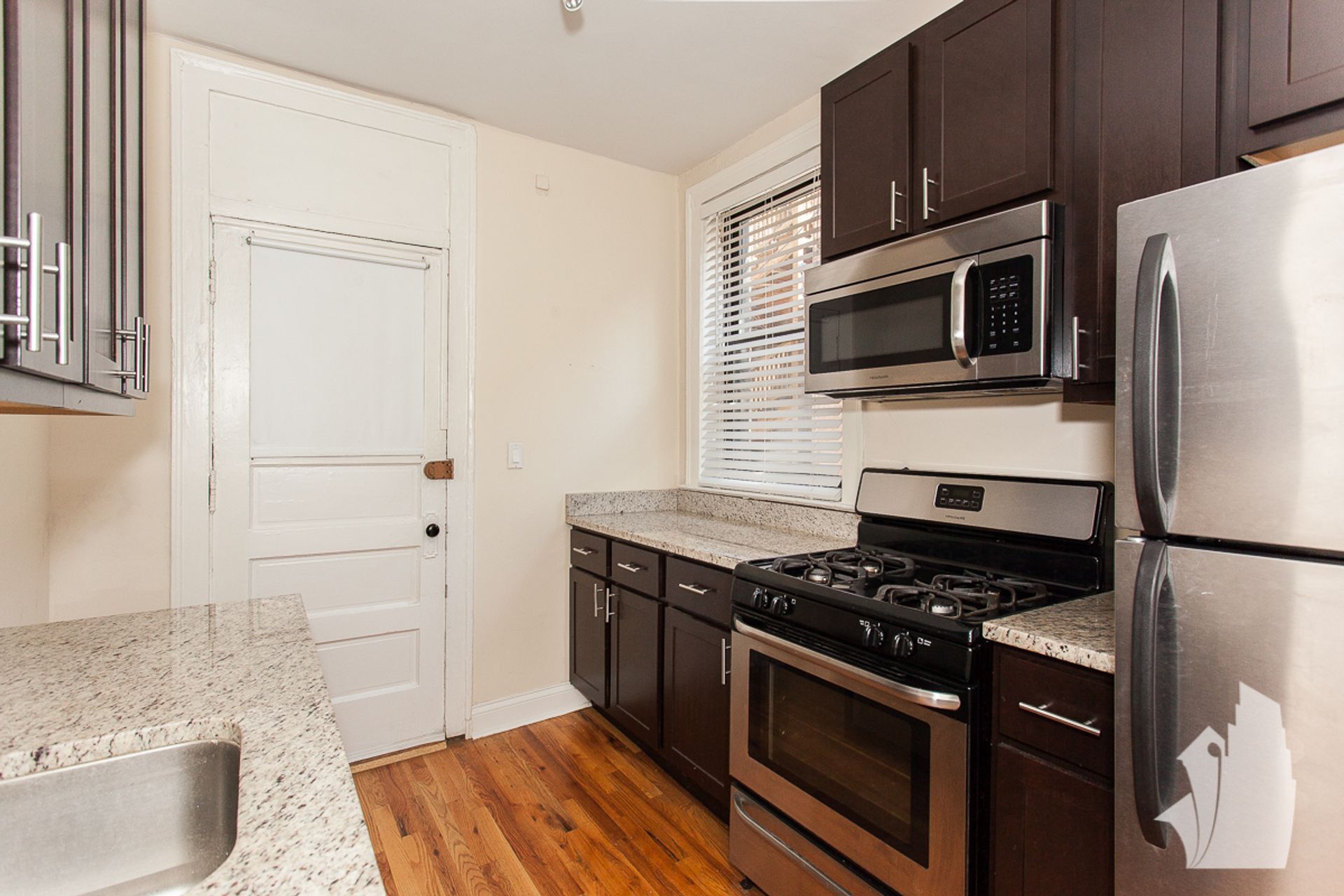 Building Photo - 2175 W Giddings St