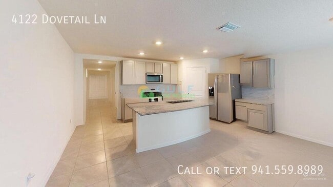 Building Photo - 4122 Dovetail Ln