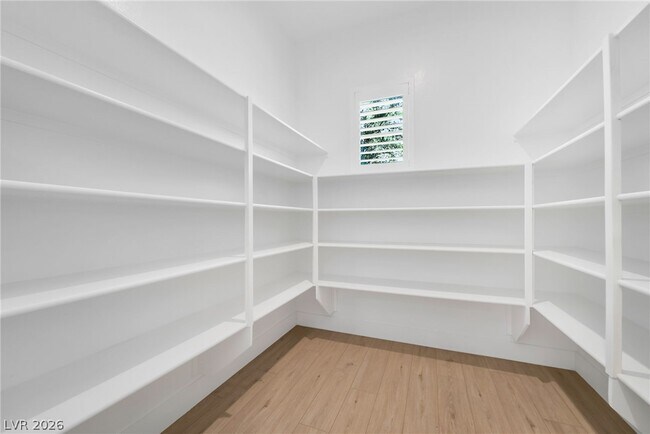 Building Photo - 3206 Poplar Crst Ct