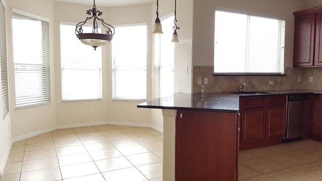 Building Photo - Premier Lake Nona Home in Eagle Creek!