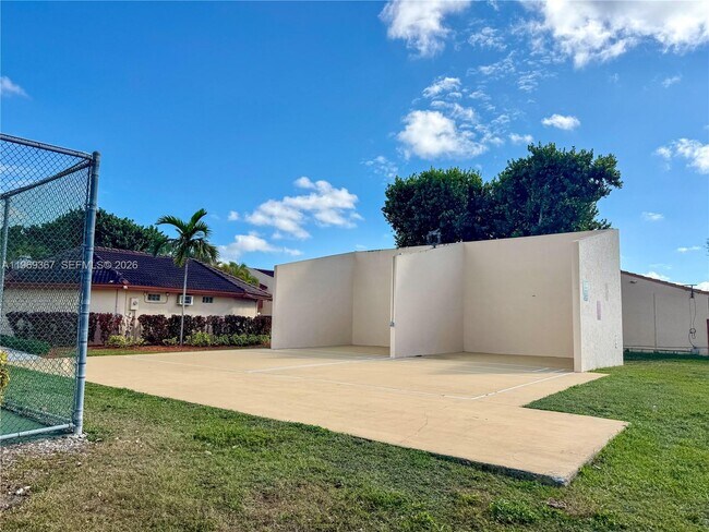 Building Photo - 14911 SW 88th Terrace