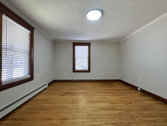 Building Photo - 11 Boothby St