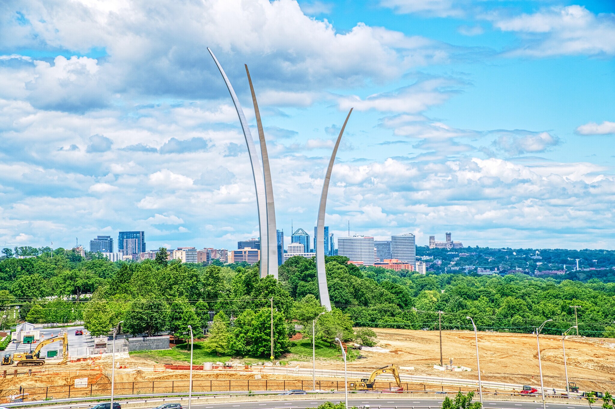 Building Photo - 1101 S Arlington Ridge Rd