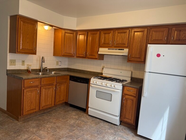 Building Photo - 3631 Clairmont St