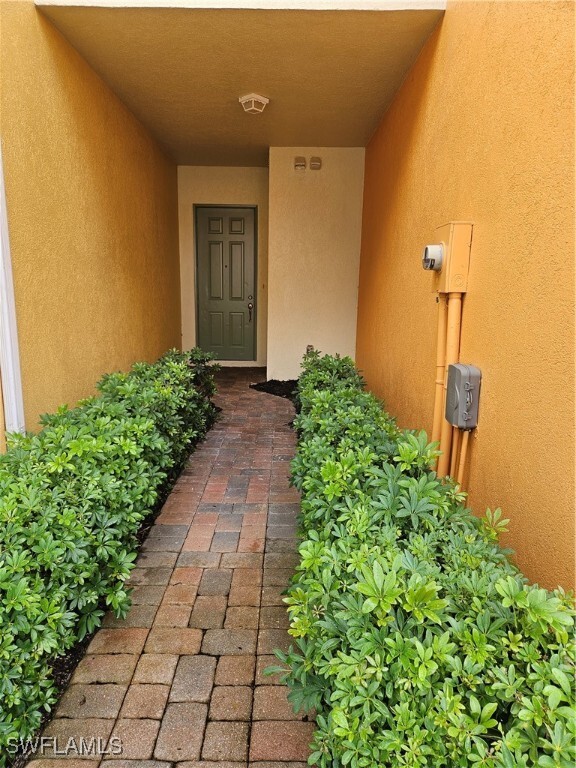 Building Photo - 9807 Solera Cove Pointe