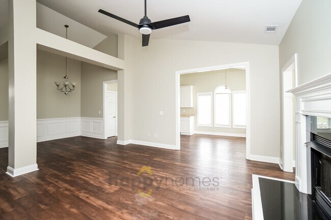 Building Photo - 4 bedroom 2 bath in Wescott of Summerville