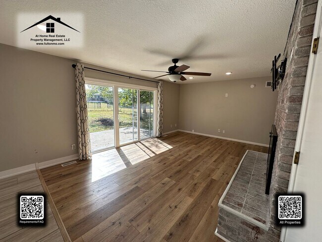 Building Photo - 402 Douglas Blvd