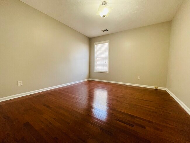 Building Photo - 2615 Avery Park Cir