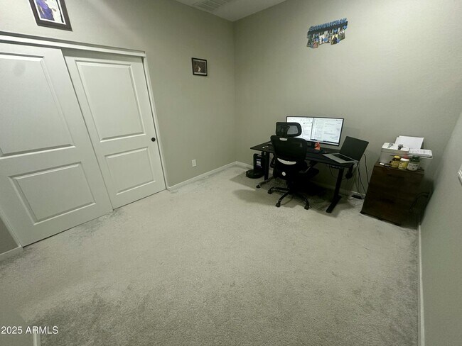 Building Photo - 4839 S Ferric