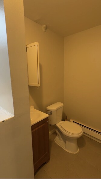 Building Photo - 222 S 10th St