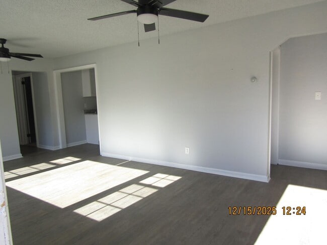 Building Photo - Bayville Park