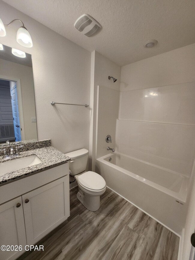 Building Photo - 157 Ellery Ln