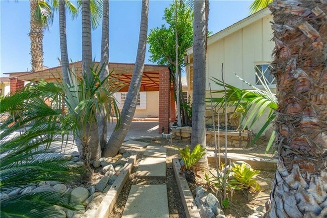 Building Photo - 1114 N Bonnie Cove Ave