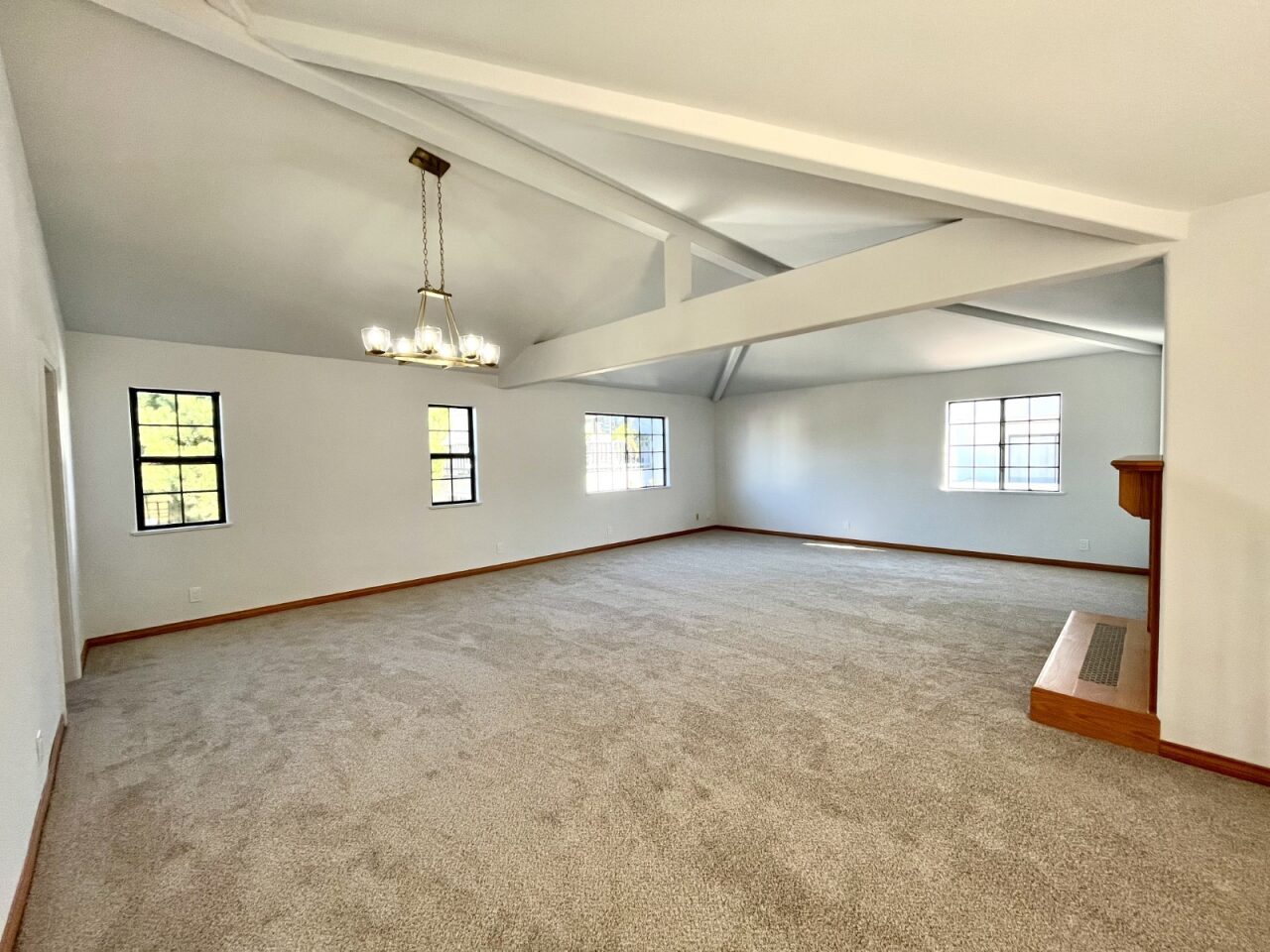 Building Photo - 107 S Lucia Ave