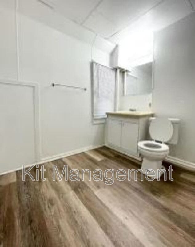 Building Photo - 4053 Walker Ave