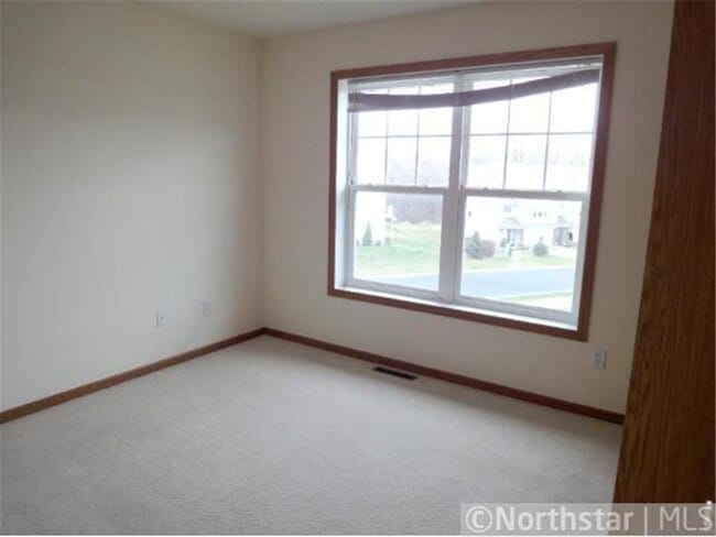 Building Photo - 5066 Fountain Lane N