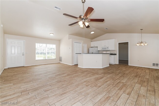 Primary Photo - 2908 SW 16th Pl