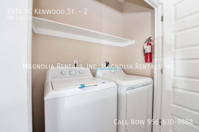 Building Photo - 2914 W Kenwood St