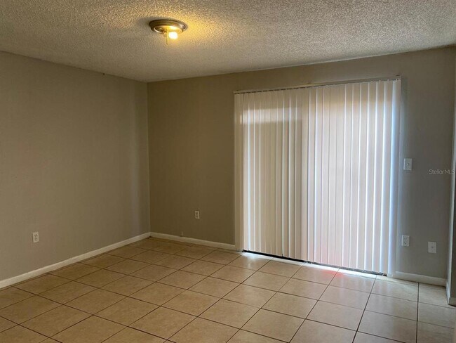 Building Photo - 3873 Janeen Cir