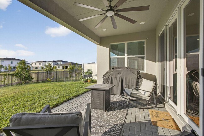 Building Photo - 1543 Stockbridge St