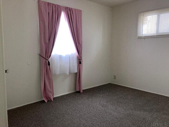 Building Photo - 2707 Princeton Ave